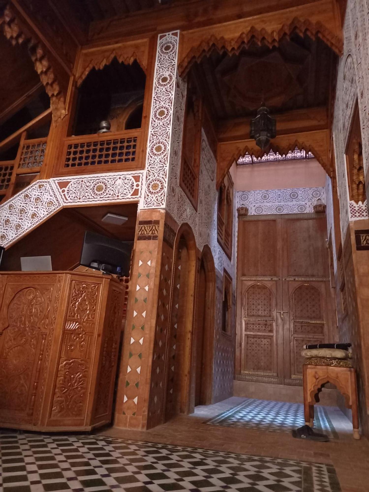 ホテル Riad Mehdi メクネス エクステリア 写真
